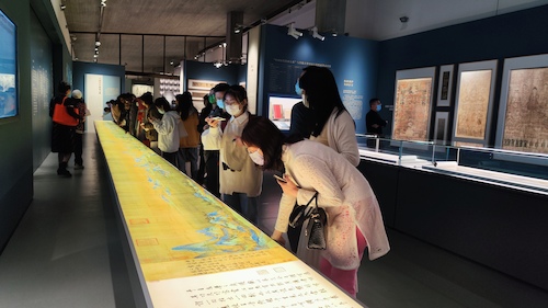 师生观展3