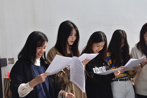 学生支部学习